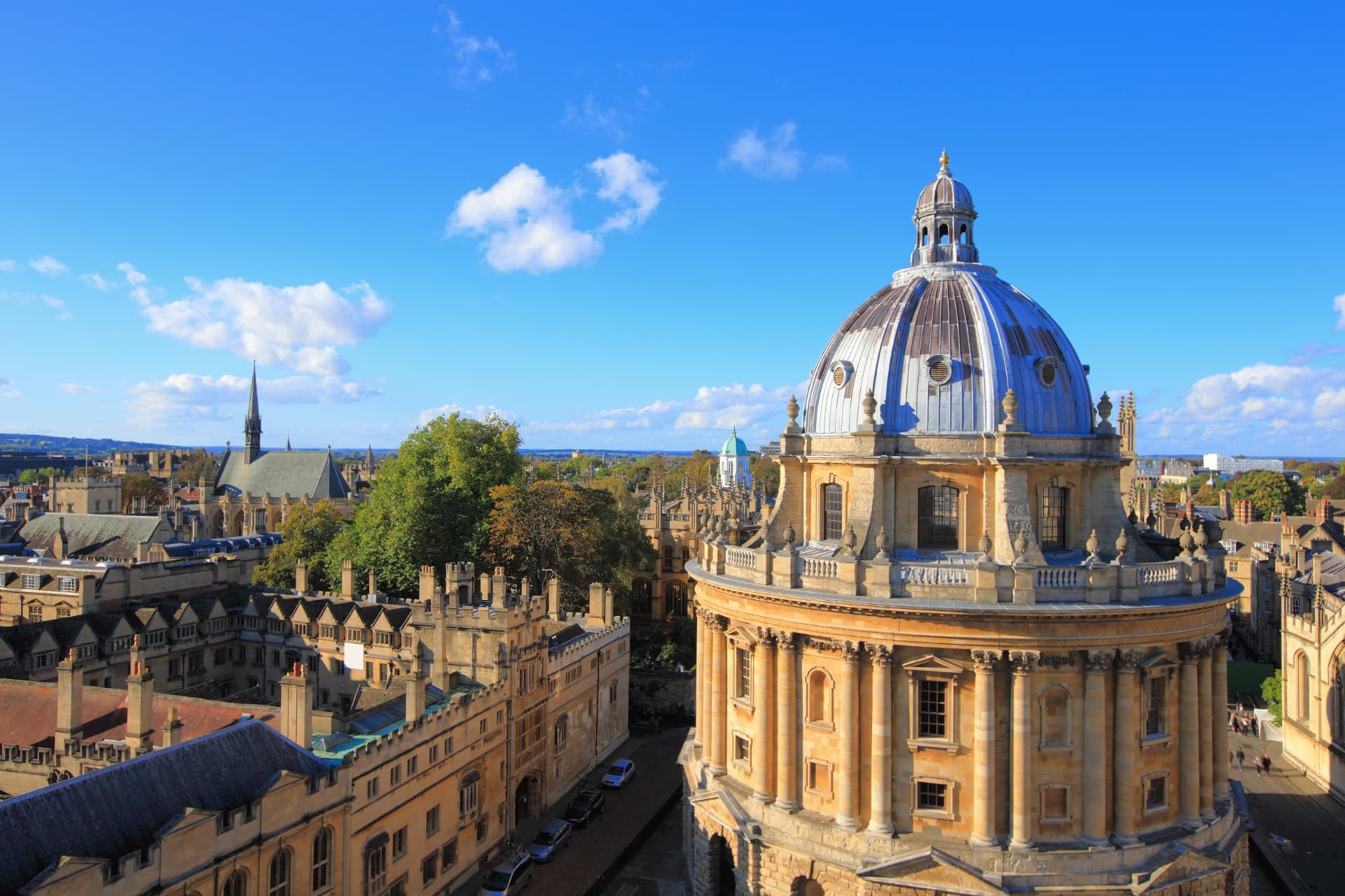 Aerial view of the Radcliffe Camera and surrounding collegiate buildings in central Oxford